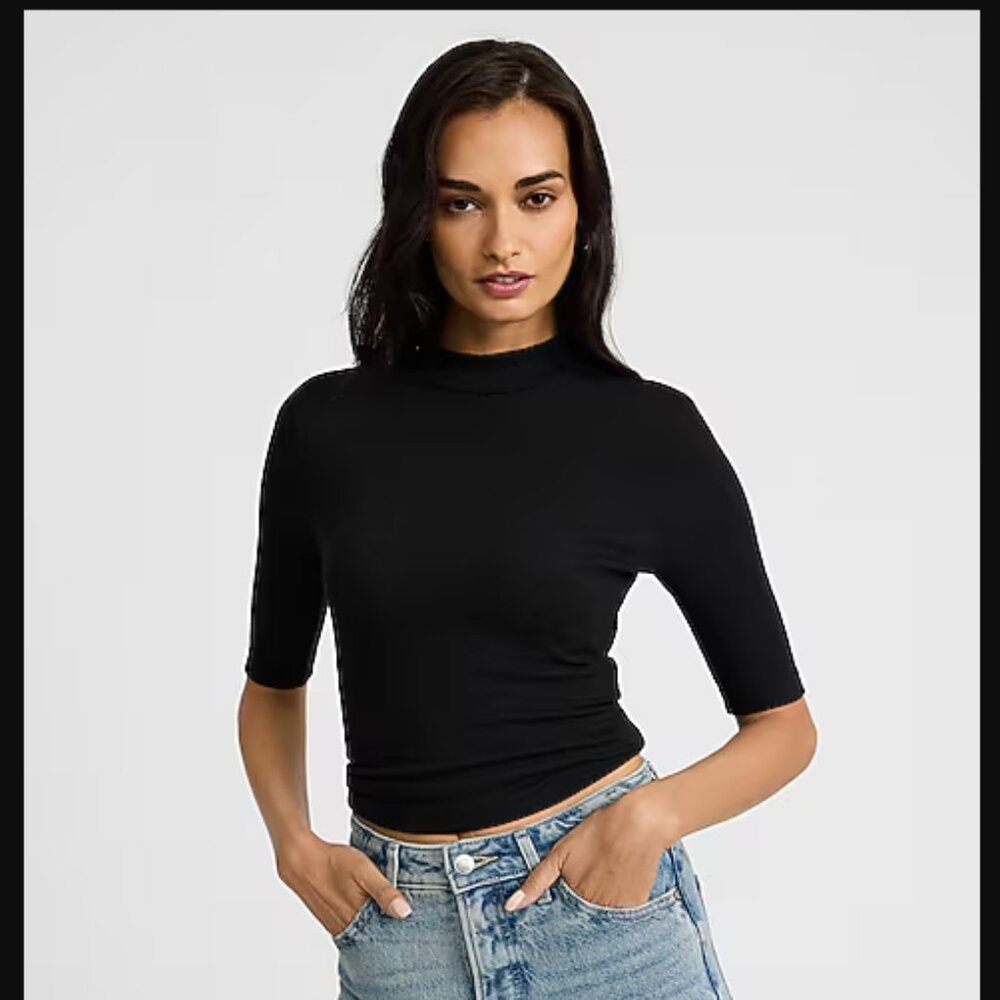 NWT Express Fitted Ribbed Mock Neck Elbow Sleeve Tee